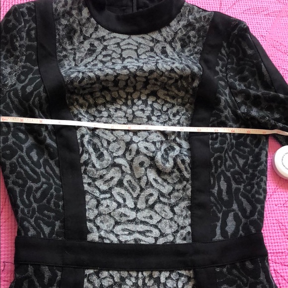 Bebe Leopard dress NWT - Picture 7 of 8
